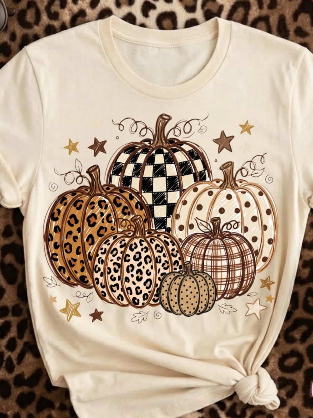 Off White Pumpkin Graphic Tee - Stylish Fall Print